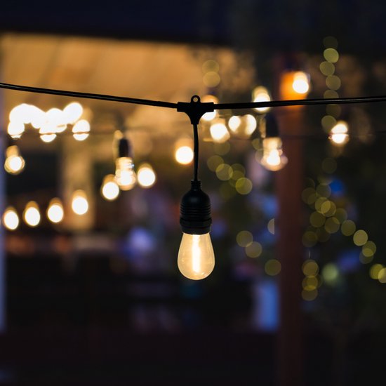 5 meter lichtsnoer met 10 peervormige LED lampen + 2 meter aansluitsnoer
